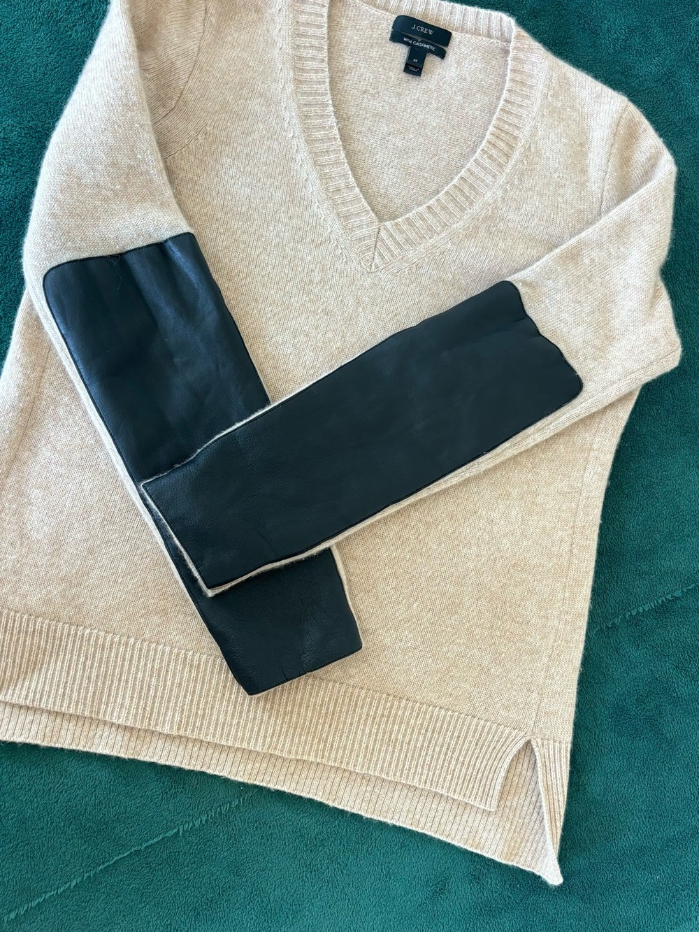 J. Crew Women's V-Neck Sweater in Beige Oatmeal, Cashmere